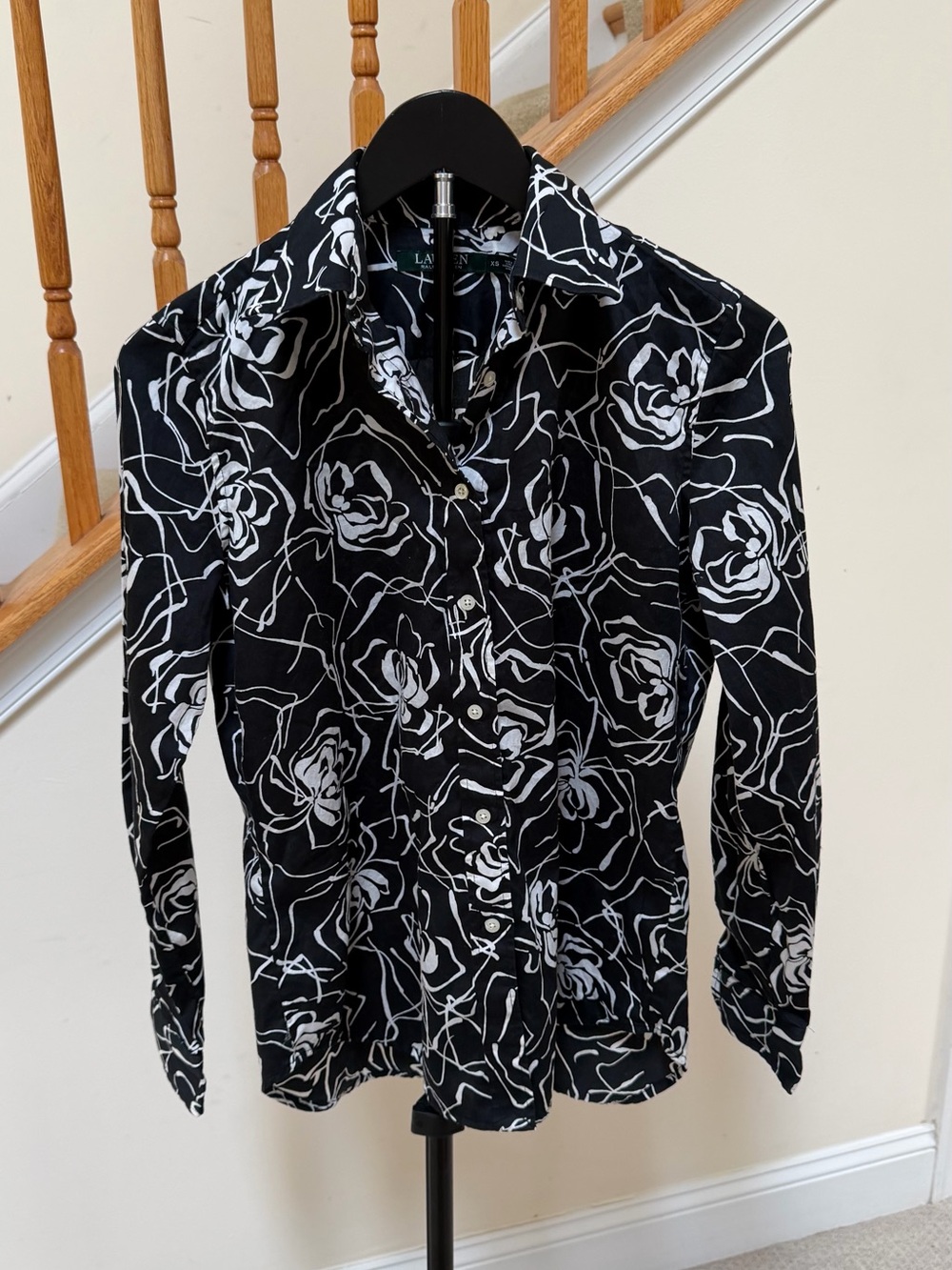 Lauren Ralph Lauren Black and White Floral Button-Up Blouse